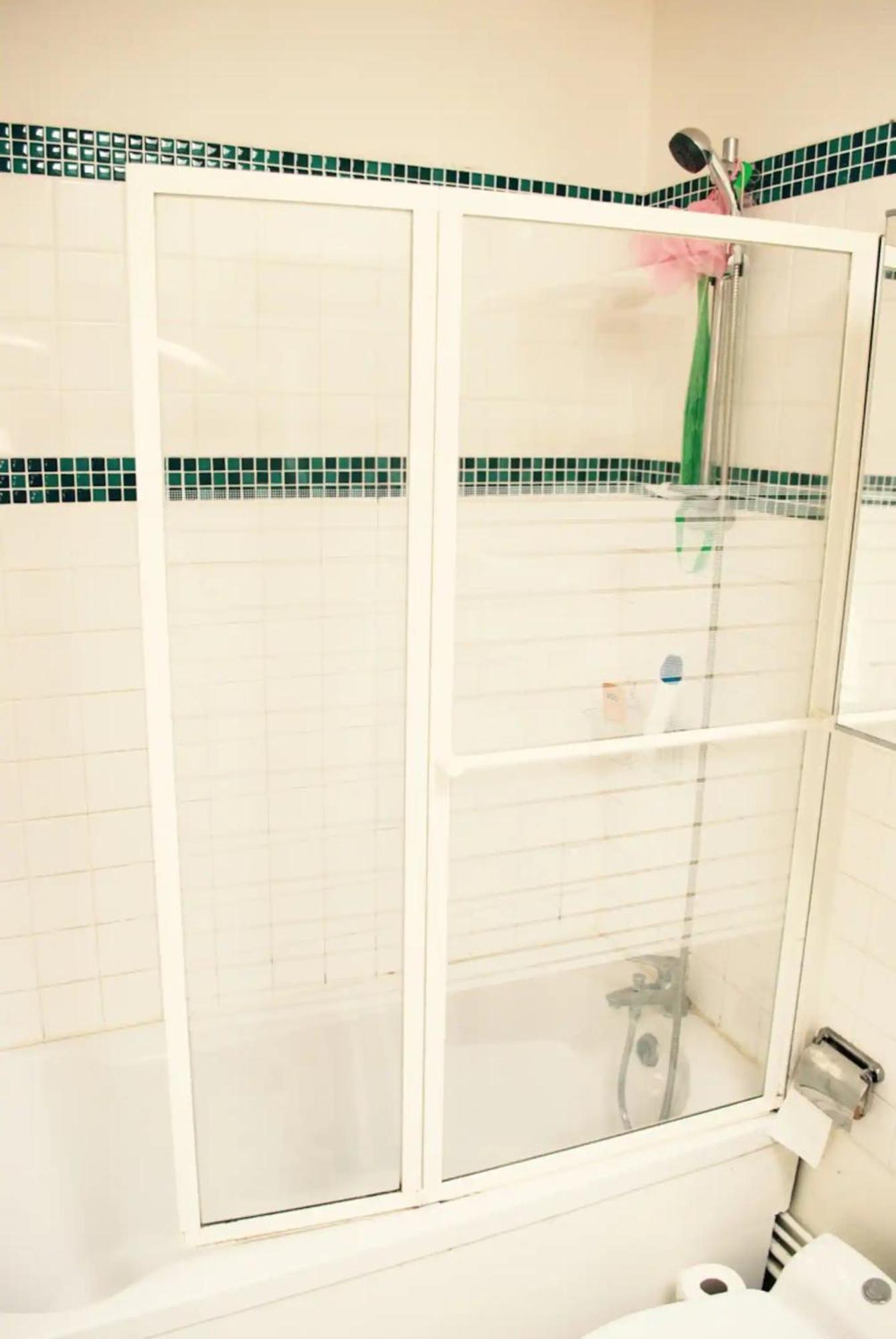 Chambre 2 Pers, Repas Et Taxi Cdg Extra Aulnay-sous-Bois Dış mekan fotoğraf